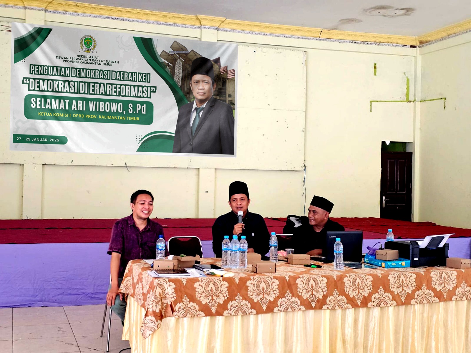 DPRD KALTIM selanat ari wibowo saat menggelar sosialisasi