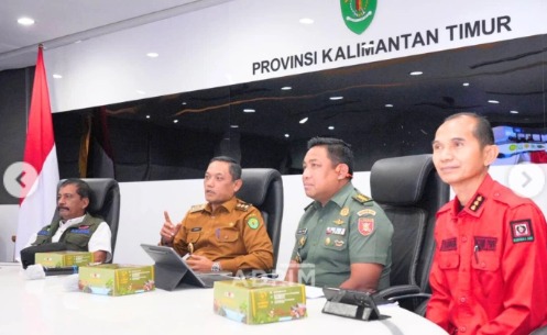 Wakil Gubernur Kalimantan Timur, H. Seno Aji, saat mengikuti Apel